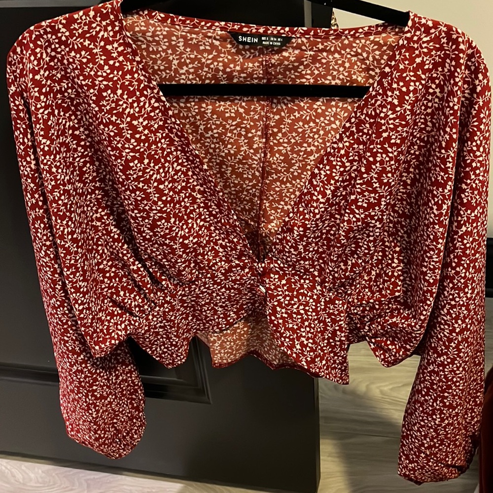 Small Red & White Long Sleeve Crop Top